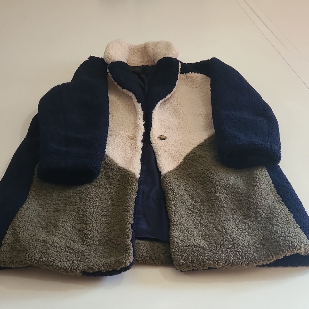 Stunning Womens J. Crew Navy Cream Green Sherpa Coat With Navy Lining. Perfect.